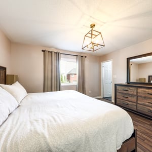 98 Orr Drive, Bradford, ON