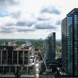 101 Erskine Avenue #2407, Toronto, ON