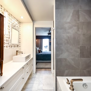 101 Erskine Avenue #2407, Toronto, ON
