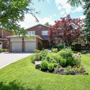 20 Carnegie Crescent, Toronto, ON