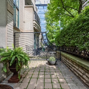 1 Baxter Street #21, Toronto, ON