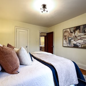 617 Lonsdale Road, Toronto, ON