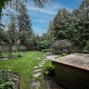 617 Lonsdale Road, Toronto, ON