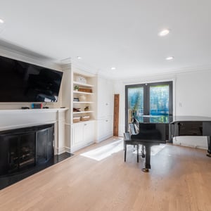 6 Glenarden Rd, Toronto, ON
