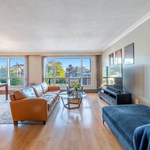 49 Wenderly Dr, North York, ON