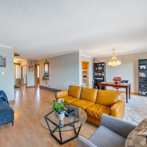 49 Wenderly Dr, North York, ON