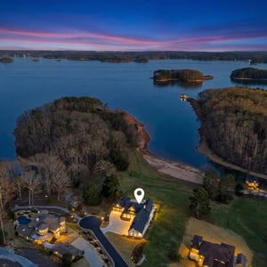 8510 Blue Heron Dr, Gainesville, GA