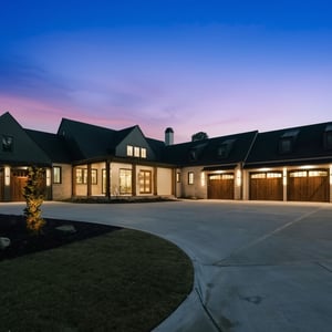 8510 Blue Heron Dr, Gainesville, GA