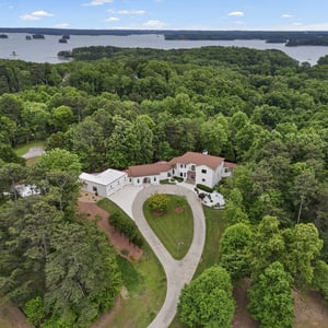 7430 Shadburn Ferry Rd, Cumming, GA