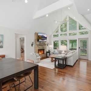 2945 Lakeside Dr, Cumming, GA