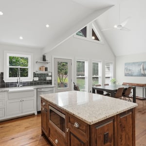2945 Lakeside Dr, Cumming, GA