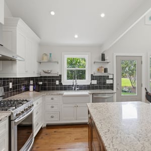 2945 Lakeside Dr, Cumming, GA