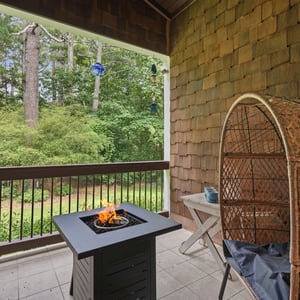 2945 Lakeside Dr, Cumming, GA