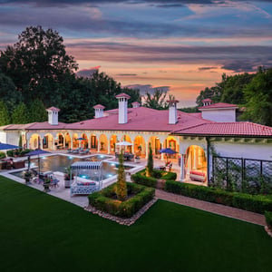 8371 Providence Road, Charlotte, NC