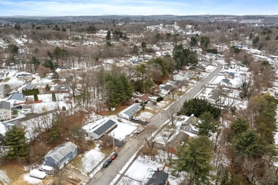 4 Richard Road, Hudson, MA