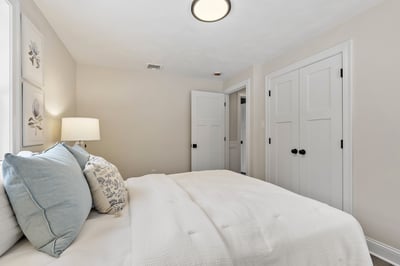 4 Richard Road, Hudson, MA
