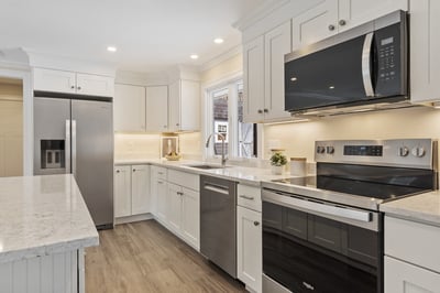 4 Richard Road, Hudson, MA