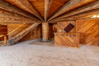 54685 Silver Fox Drive, Bend, OR
