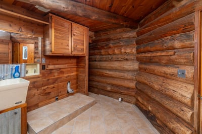 54685 Silver Fox Drive, Bend, OR