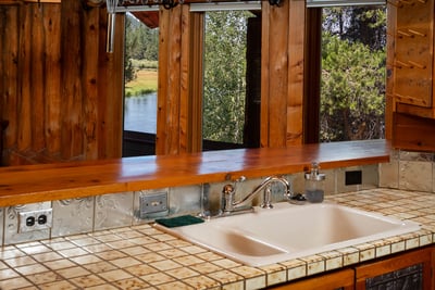 54685 Silver Fox Drive, Bend, OR