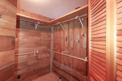 54685 Silver Fox Drive, Bend, OR