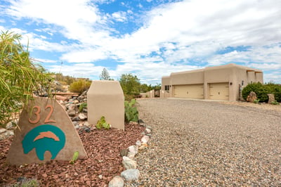 32 Petroglyph Trail, Placitas, NM