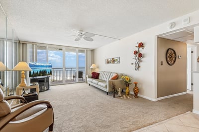 1601 Ocean Drive South, 402, Jacksonville Beach, FL