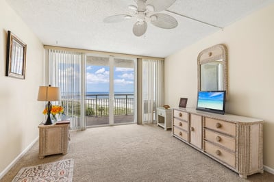 1601 Ocean Drive South, 402, Jacksonville Beach, FL
