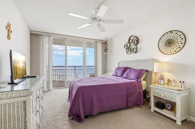 1601 Ocean Drive South, 402, Jacksonville Beach, FL