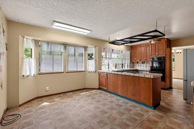 674 Pinon Ave, Pinole, CA