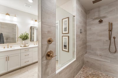 124 Everley Walk, Alpharetta, GA