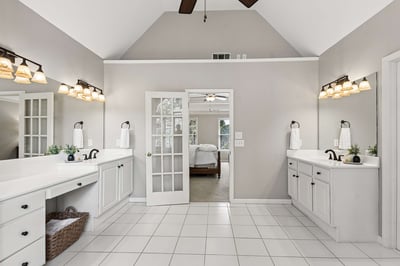 935 Water Grove Court, Roswell, GA