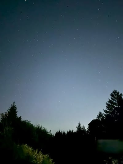 SO MUCH SKY! Enjoy the stars with a telescope!