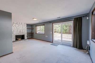 Family Rm on Lower Level w/Fireplace