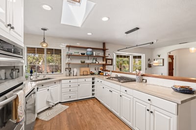 808 Palaro Dr, Encinitas, CA