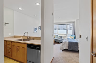 1125 NW 9th Ave #405, Portland, OR