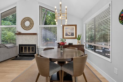 9925 SW Quail Post Rd, Portland, OR