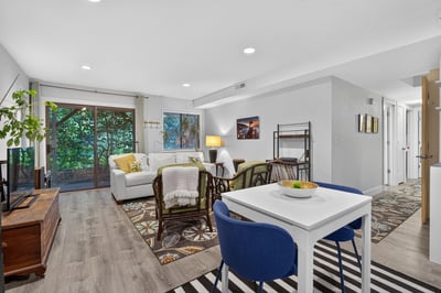9925 SW Quail Post Rd, Portland, OR