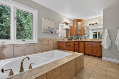2060 SW Butler Rd, Gresham, OR