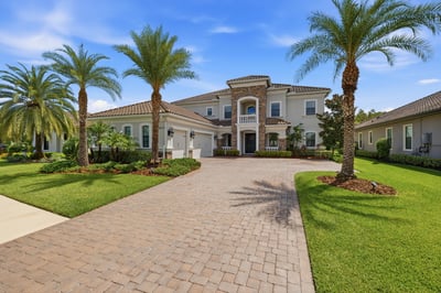 18615 Rue Beauvais, Lutz, FL