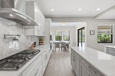 18615 Rue Beauvais, Lutz, FL