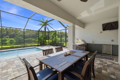 18615 Rue Beauvais, Lutz, FL