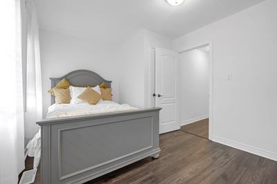 339 Giddings Crescent, 804, Milton, ON
