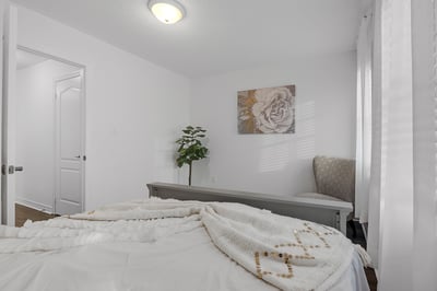 339 Giddings Crescent, 804, Milton, ON