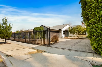 6818 Varna Ave, Van Nuys, CA