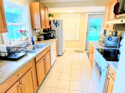 346 Old Connecticut Path, Framingham, MA