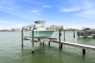 610 Island Way, 201, Clearwater Beach, FL
