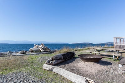 1240 Admirals Drive, Coupeville, WA