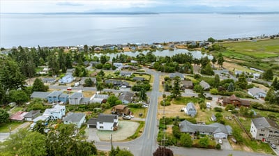 1240 Admirals Drive, Coupeville, WA