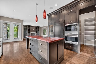 4 Aspen Cliff Close SW, Calgary, AB